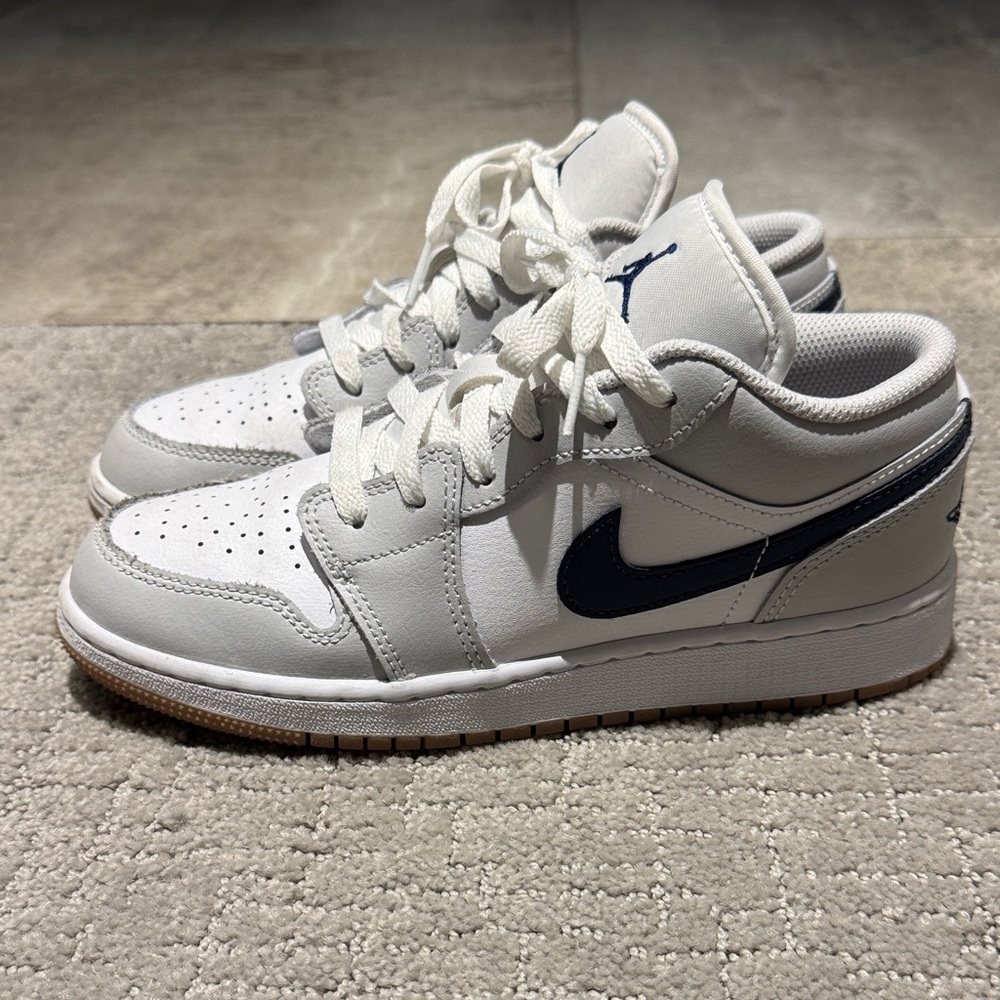 Boys Jordan Low Sneakers